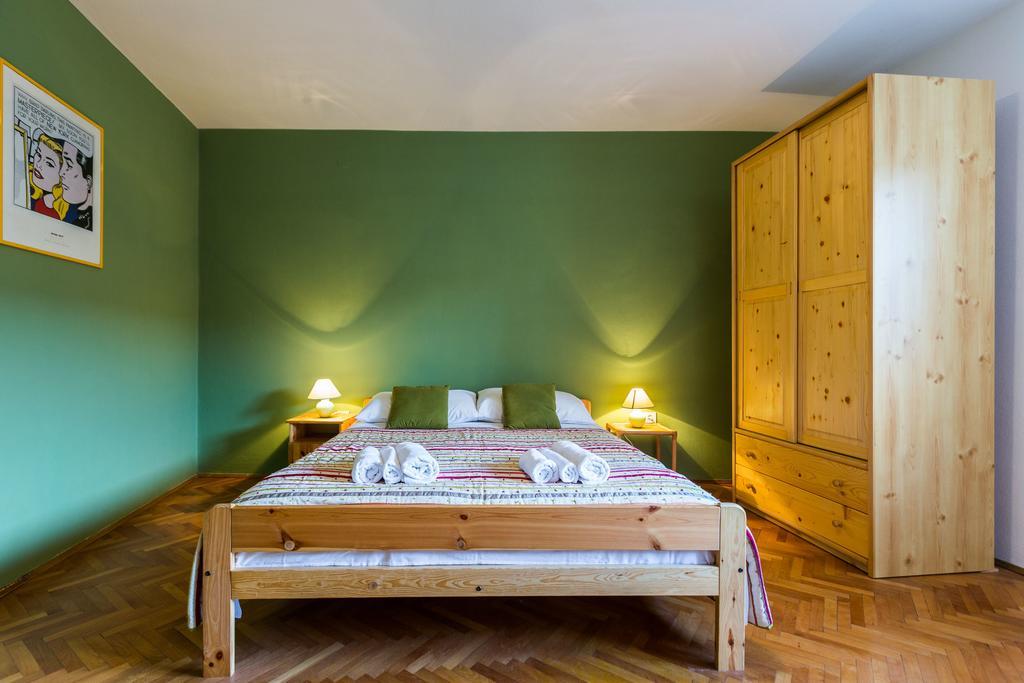 Lavender Apt. W. Balcony In Old Town Zadar Chambre photo