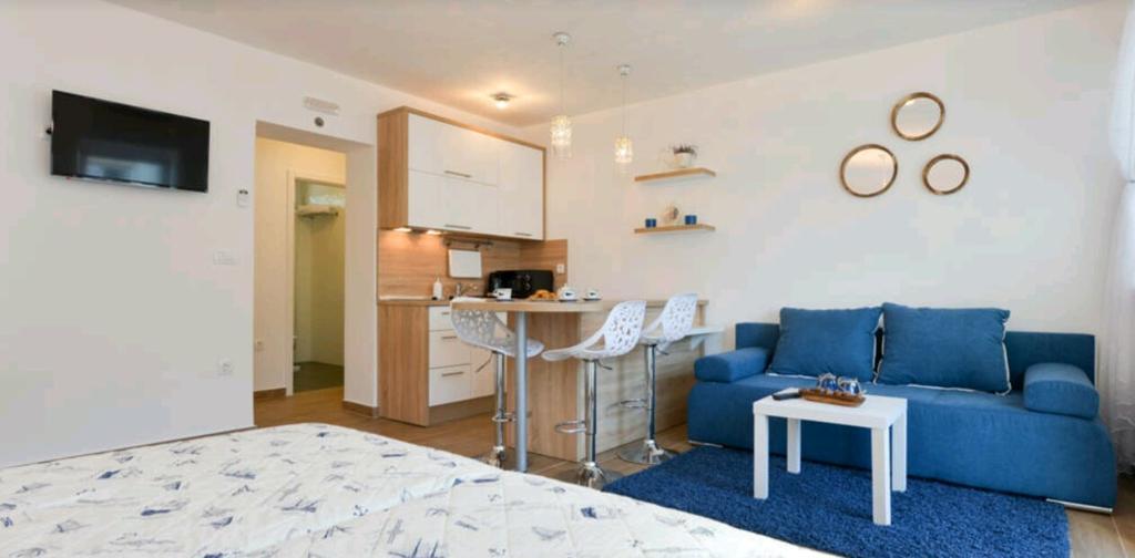 Lavender Apt. W. Balcony In Old Town Zadar Extérieur photo