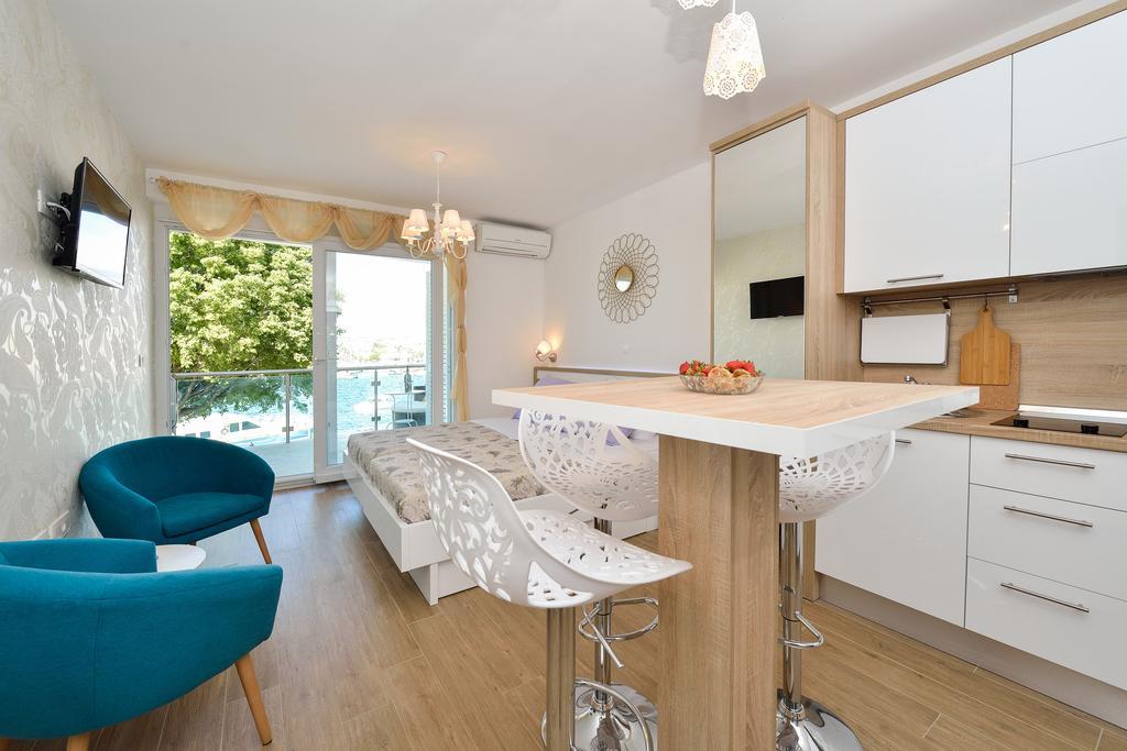 Lavender Apt. W. Balcony In Old Town Zadar Extérieur photo